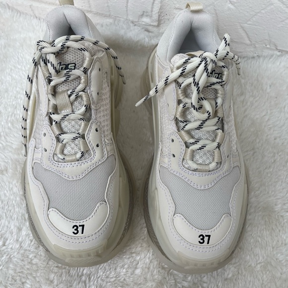 Balenciaga Triple S Platform Eggshell Sneakers Size 37 - Picture 3 of 15